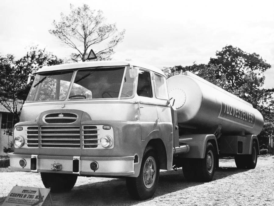  Csepel D705N 1976 года  (фото 4 из 5)